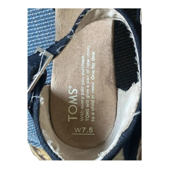 Toms Black Wedges Sandals Size 7.5 Open Toe Ankle Strap Heel Wedge Casual - Picture 5 of 12